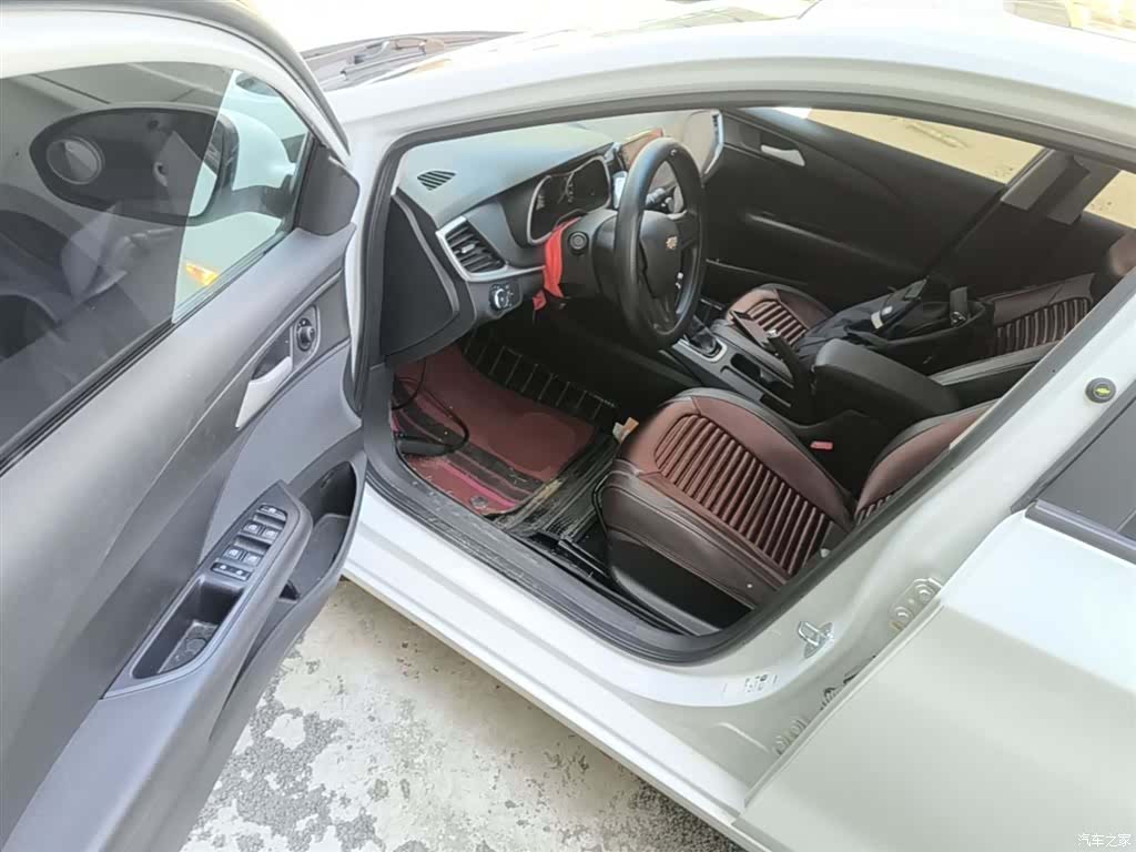 Chevrolet 320, 2019 16