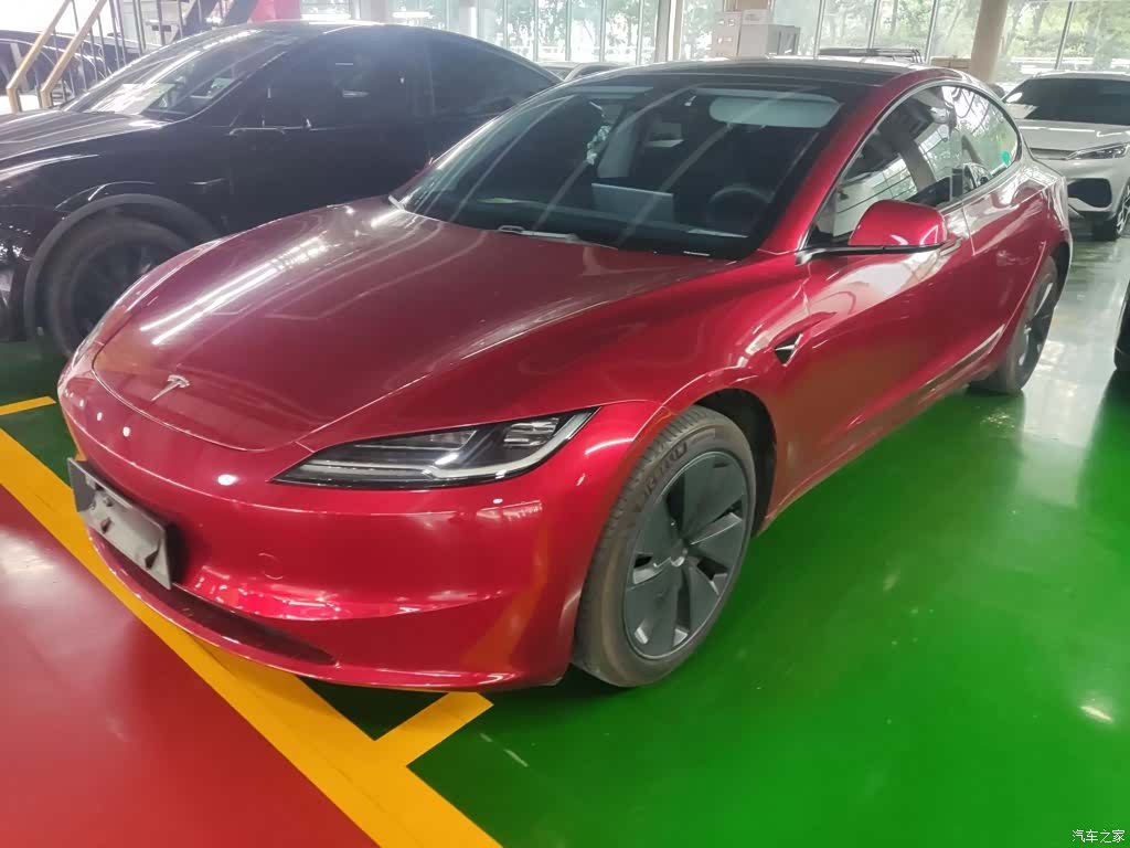 Tesla Model 3, 2024 2