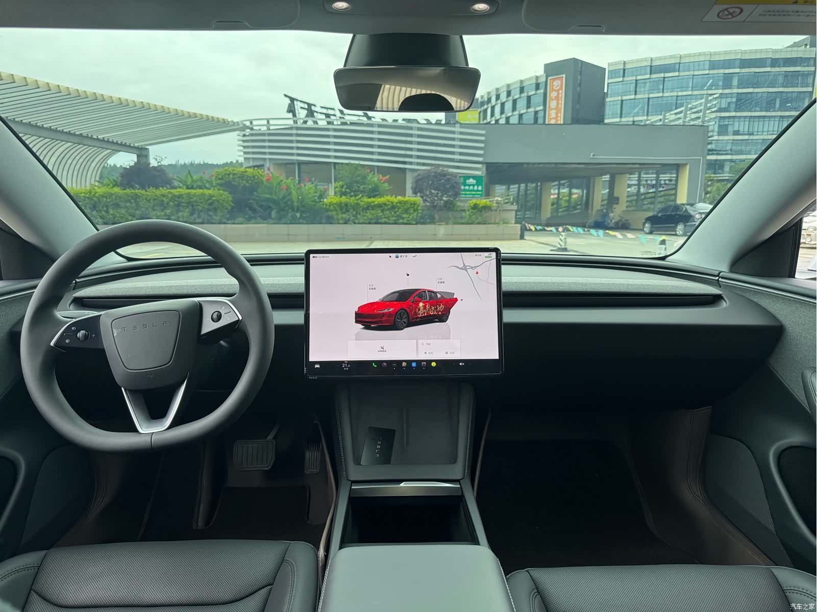 Tesla Model 3, 2025 31