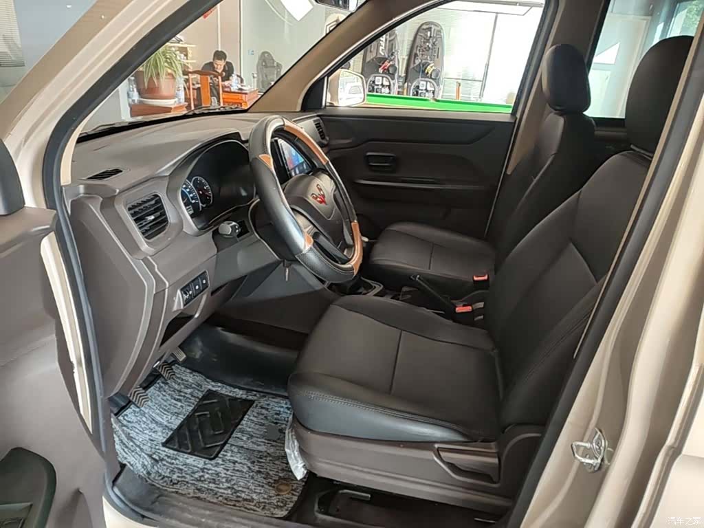 Wuling Hongguang, 2024 16