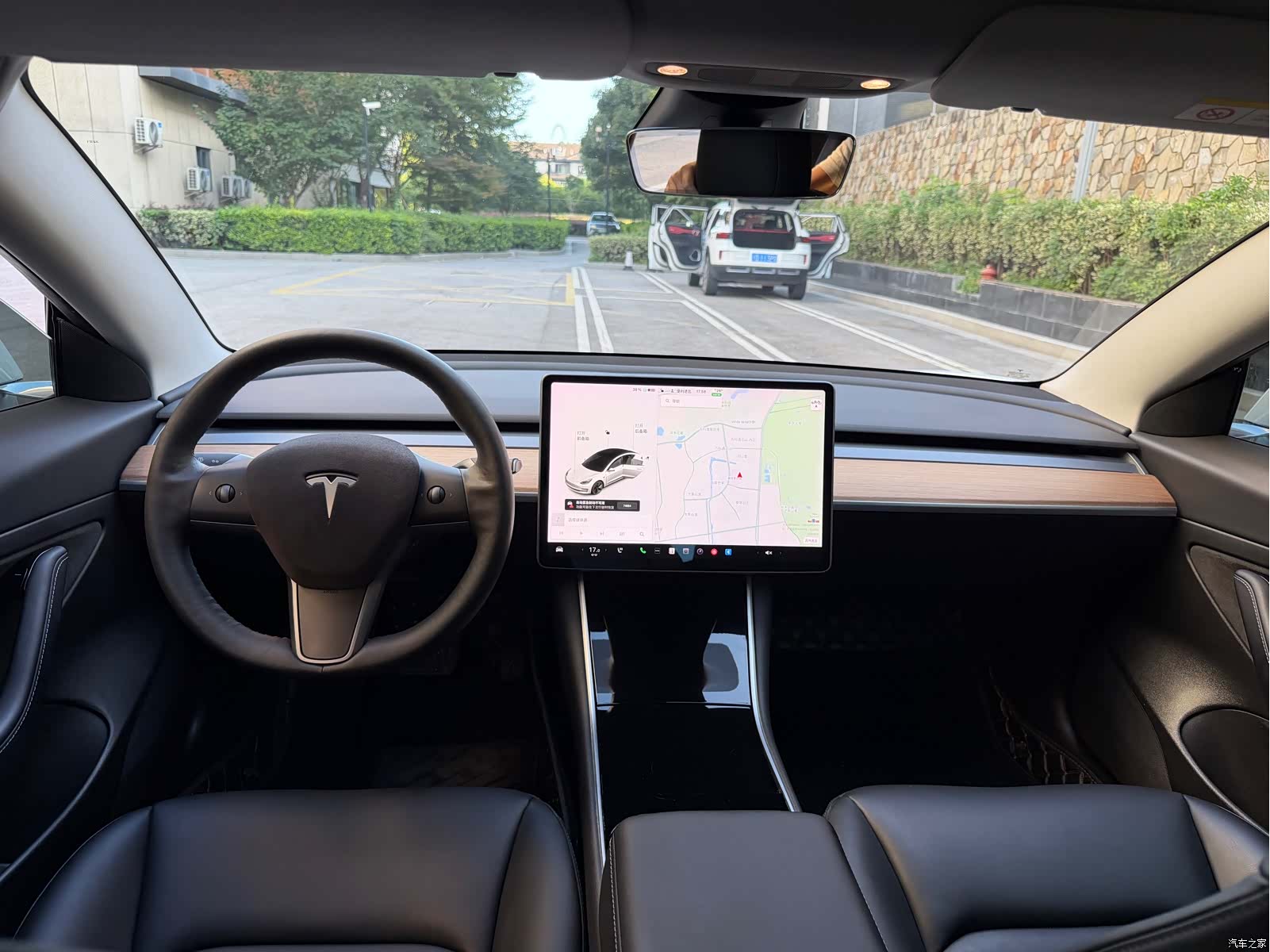 Tesla Model 3, 2020 9