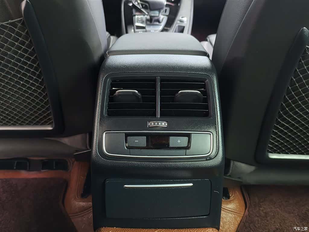 Audi A4L, 2024 10