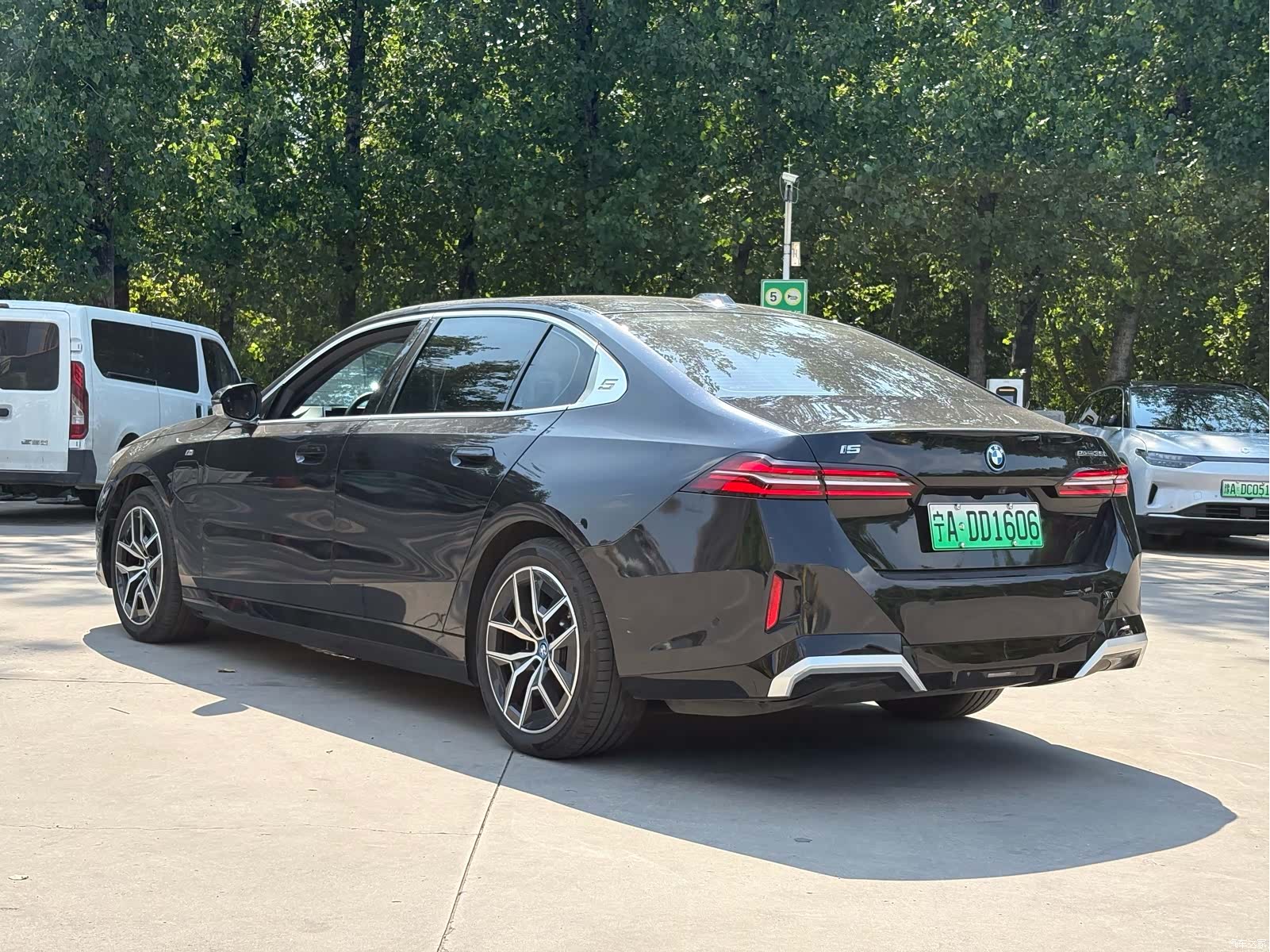 BMW i5, 2025 6