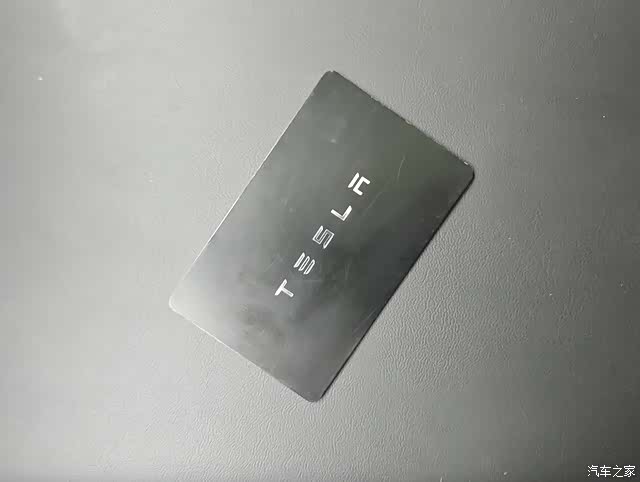 Tesla Model 3, 2025 16