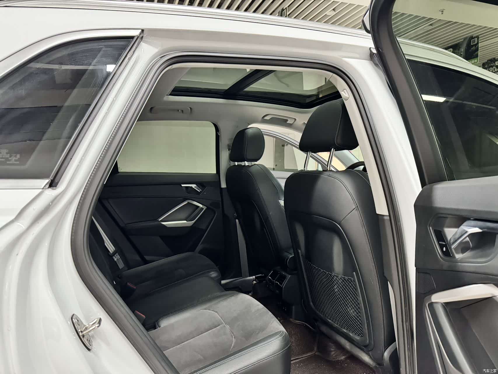 Audi Q3, 2023 все фото