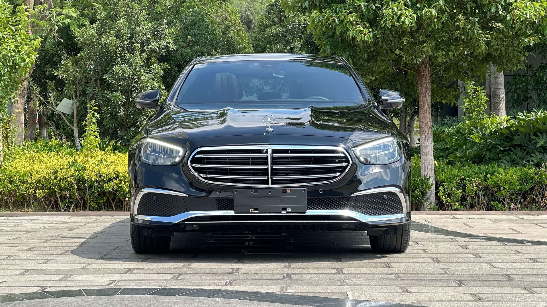 Mercedes-Benz E-Class, 2021 3