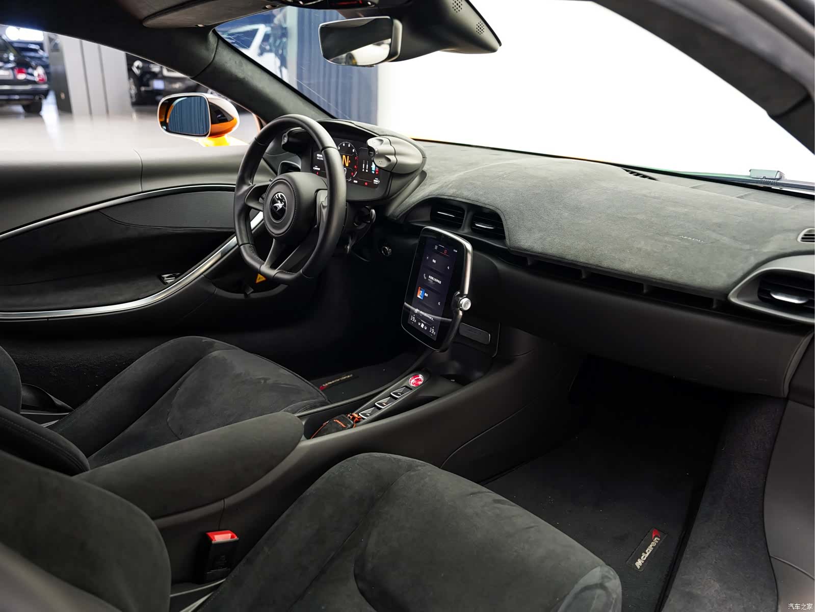 McLaren Artura, 2025 18