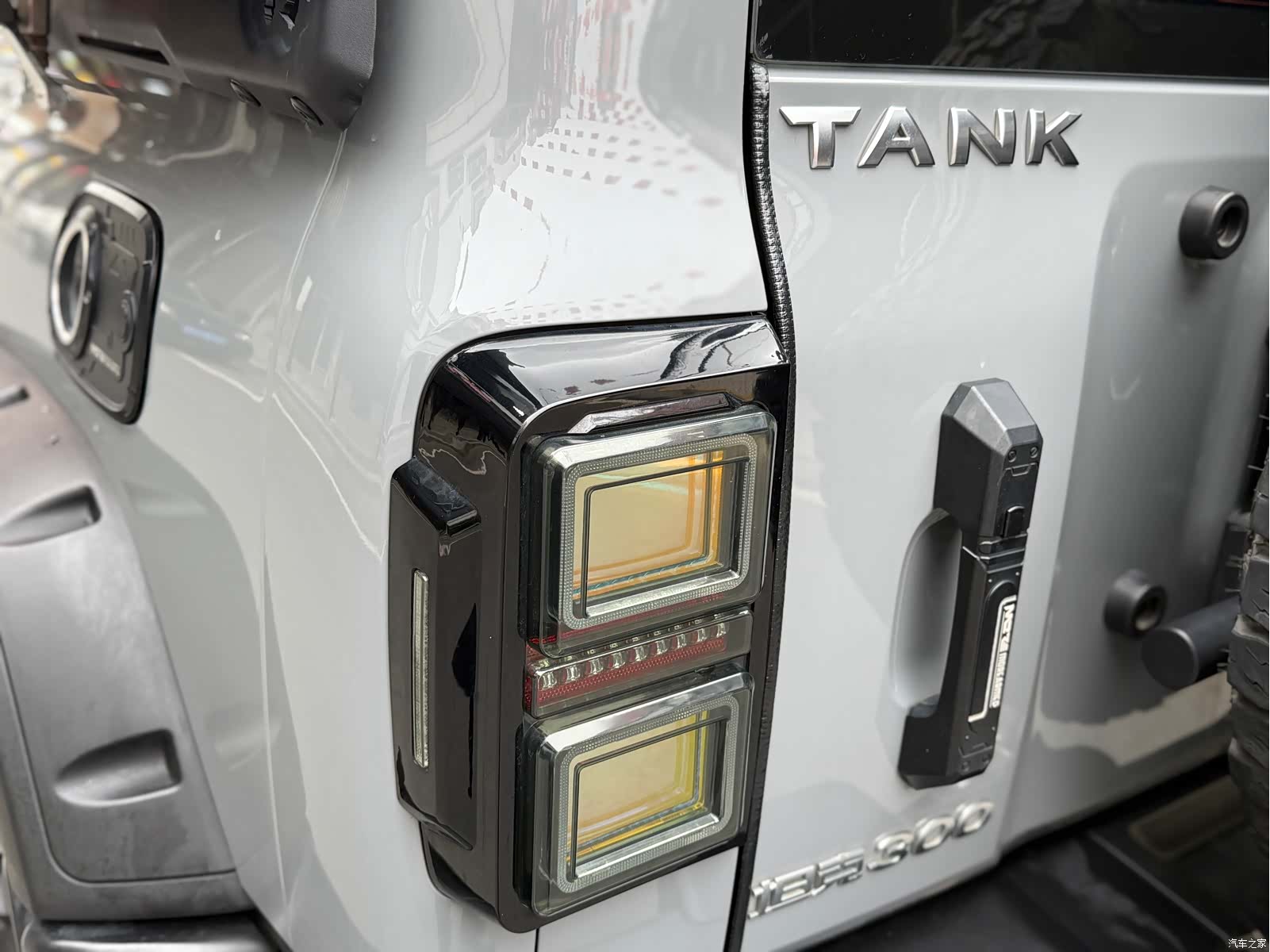 Tank 300, 2023 14