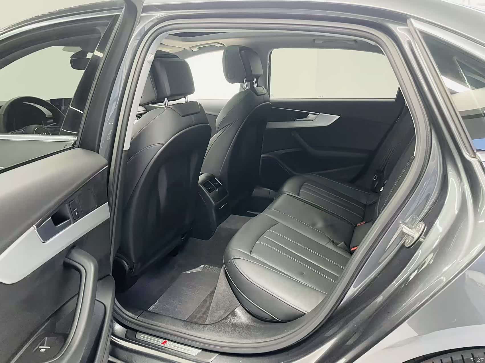 Audi A4L, 2021 9