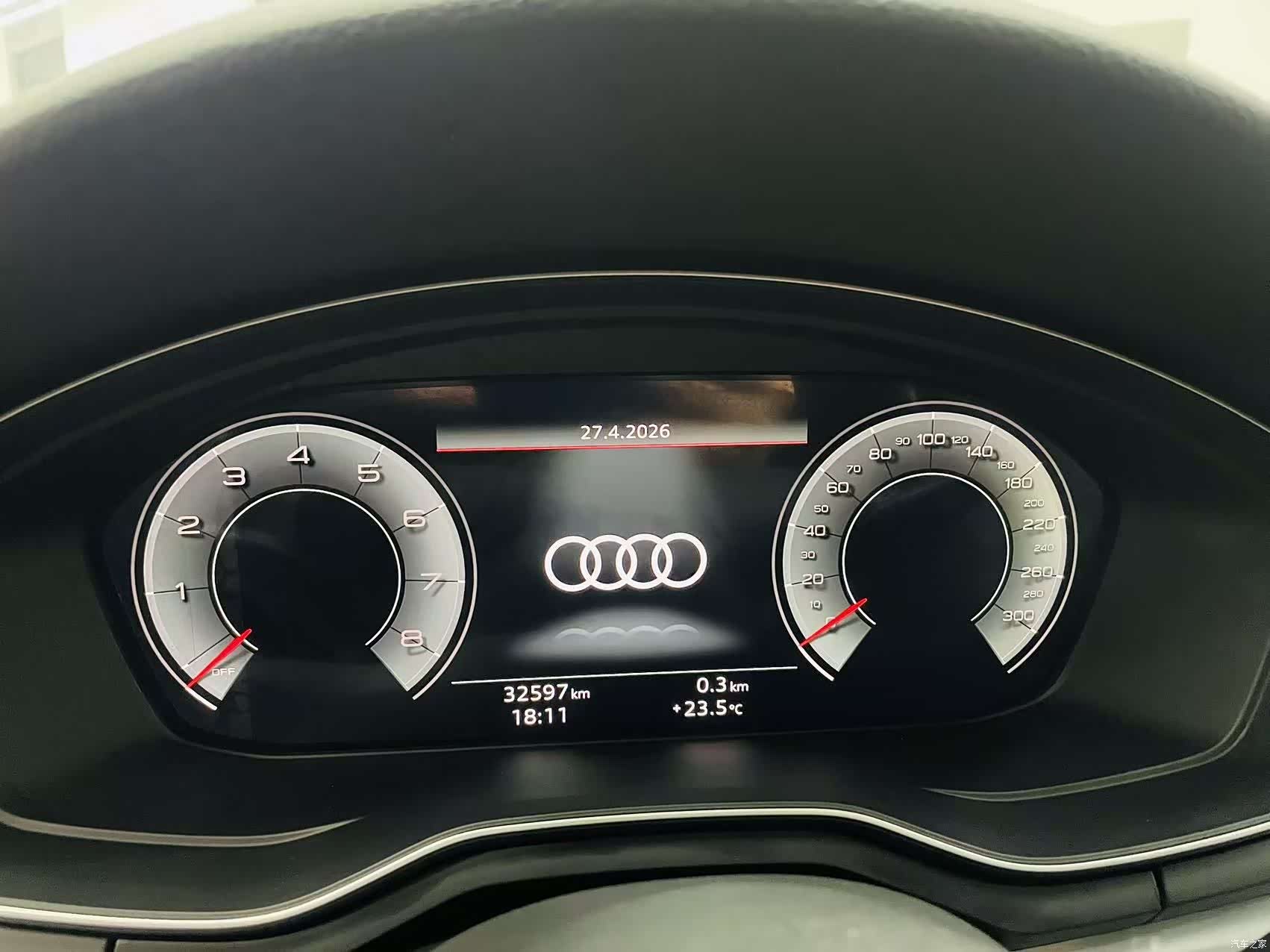 Audi A4L, 2021 8