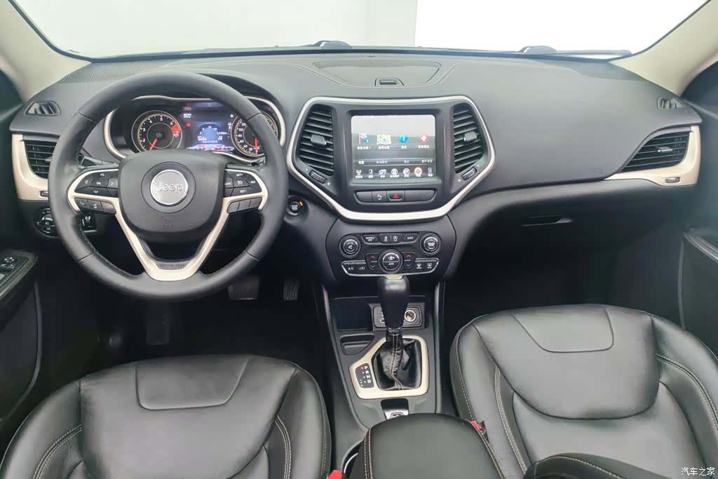 Jeep Cherokee, 2017 12
