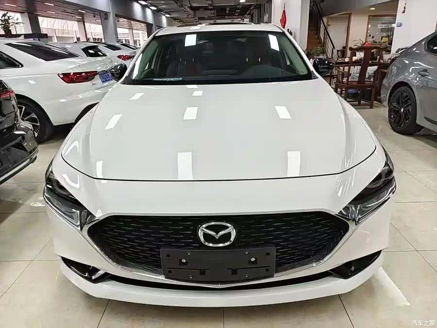 Mazda Mazda3, 2024 2