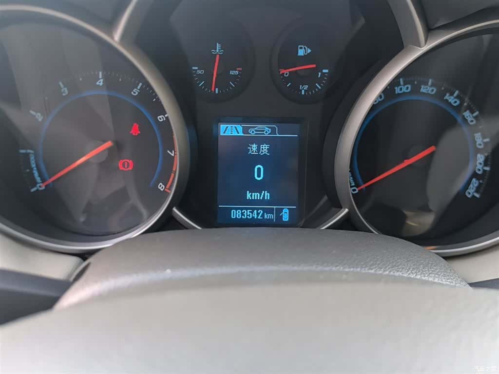 Chevrolet SE, 2016 12