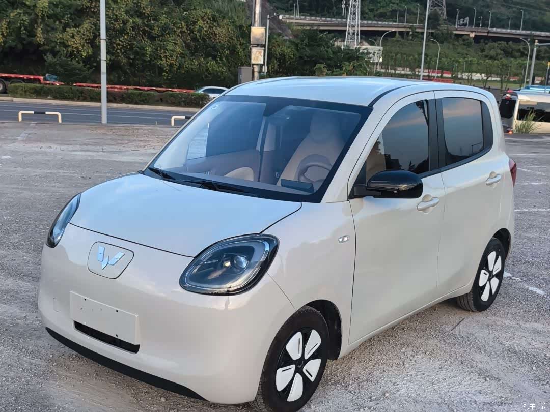 Wuling MINIEV