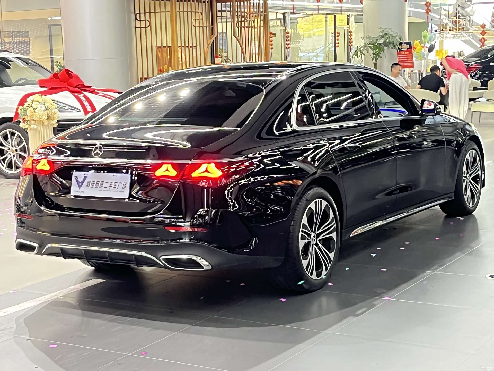 Mercedes-Benz E-Class, 2024 9