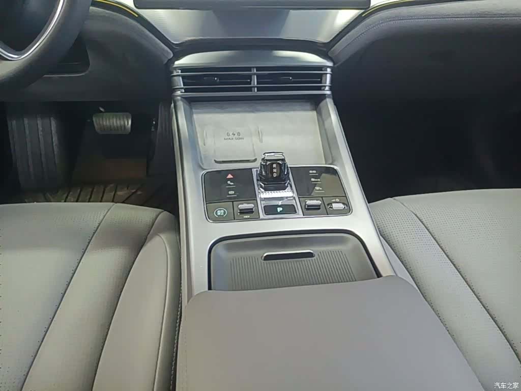 BYD Seal, 2025 14