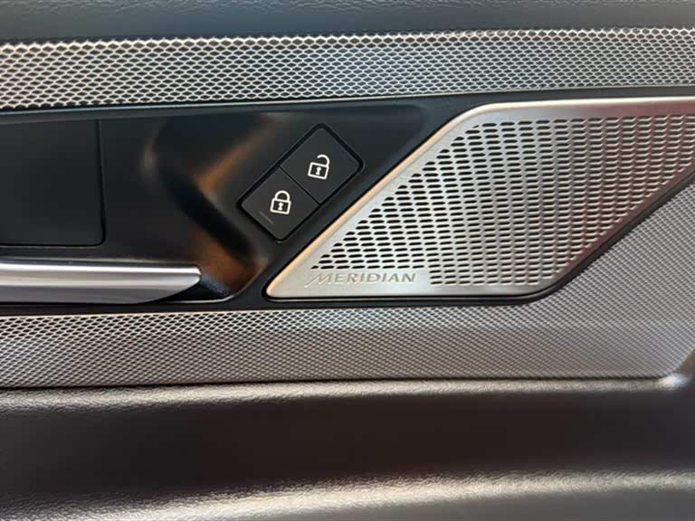 Jaguar XEL