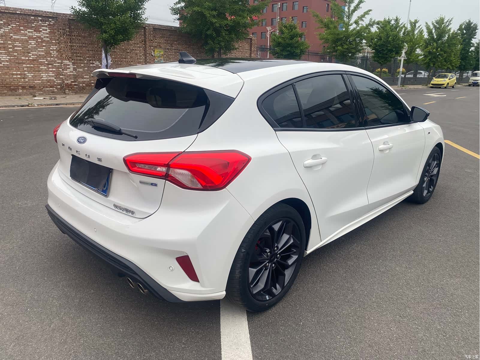 Ford Focus, 2022 6