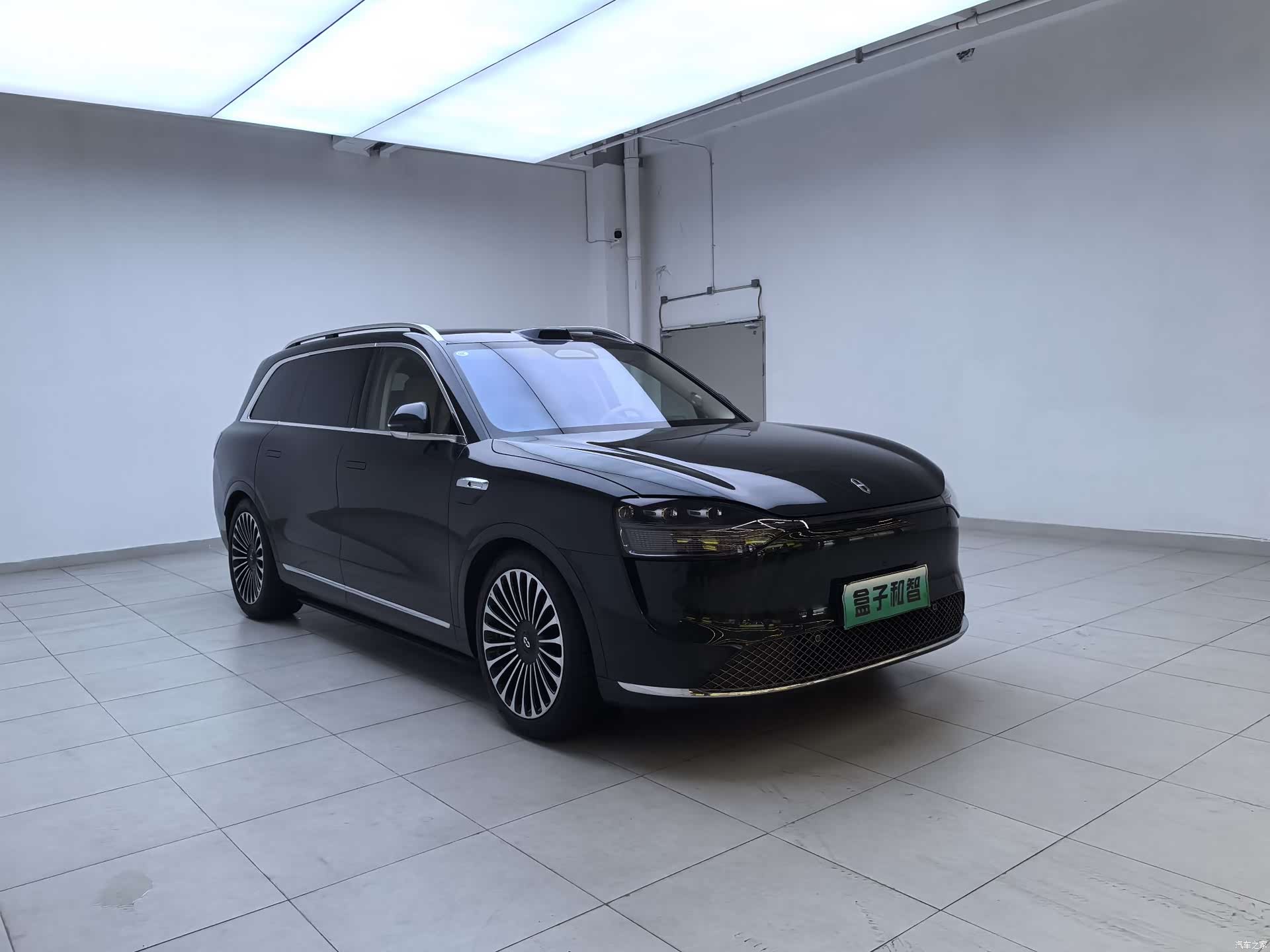 AITO M9, 2025 3