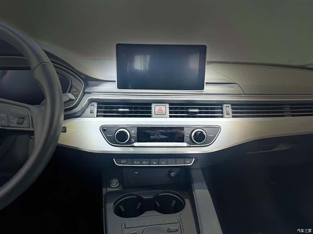 Audi A4L, 2020 16