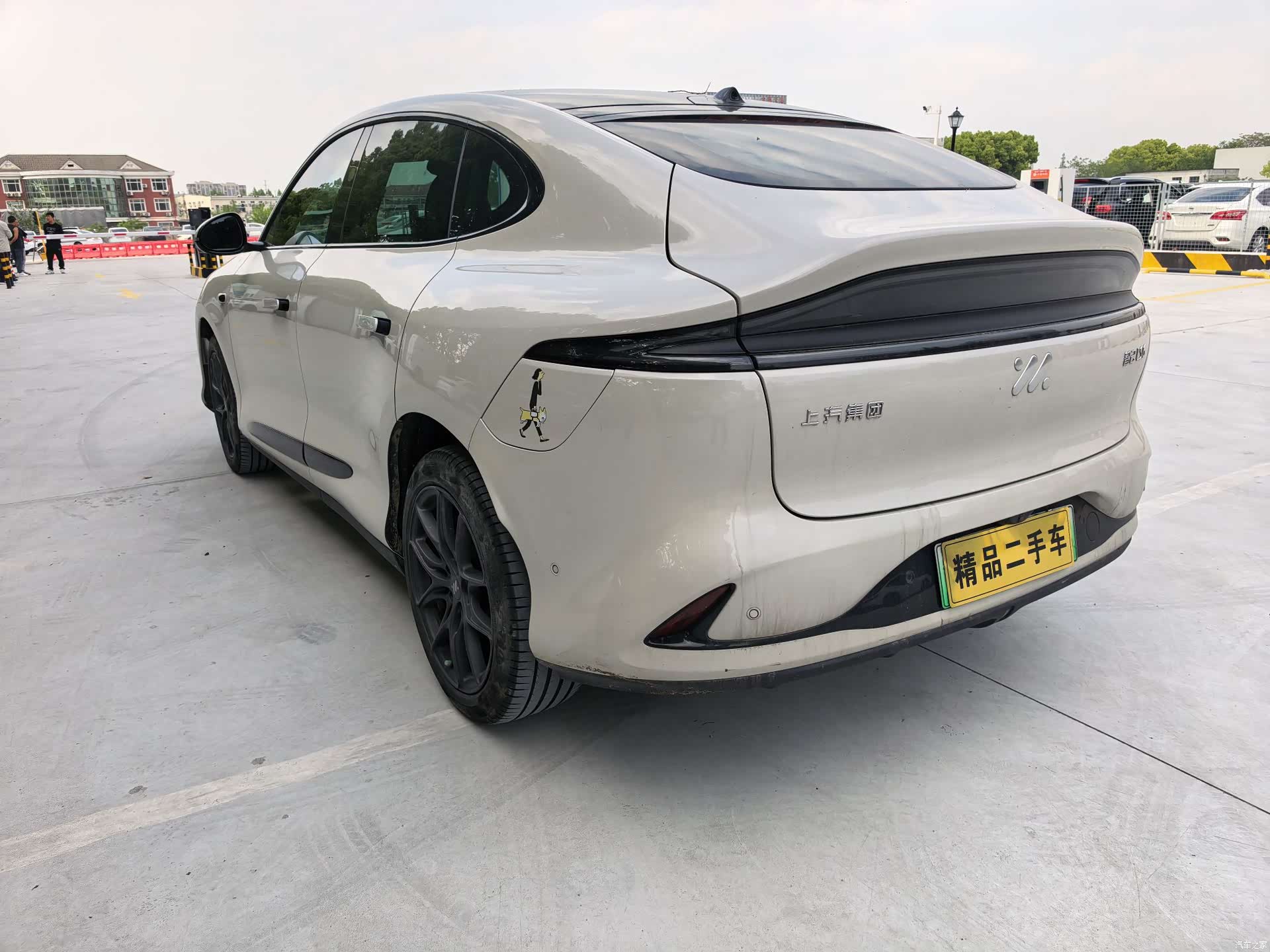 IM Motors LS6, 2024 8