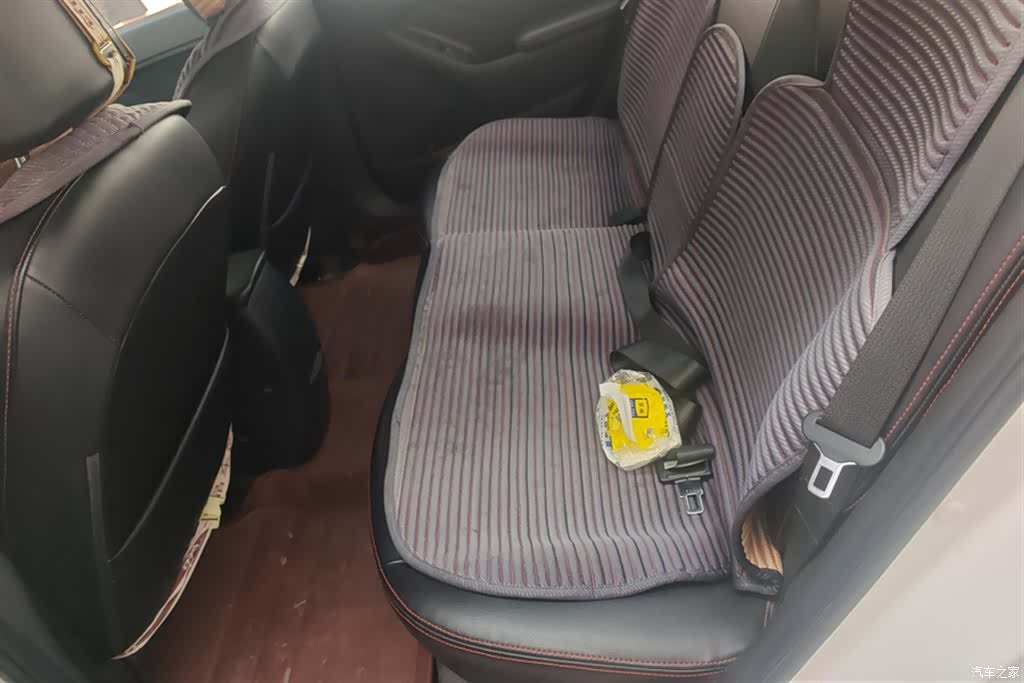 Kia K3, 2015 11
