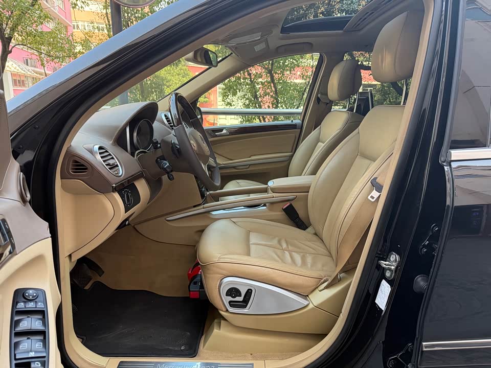 Mercedes-Benz GL grade