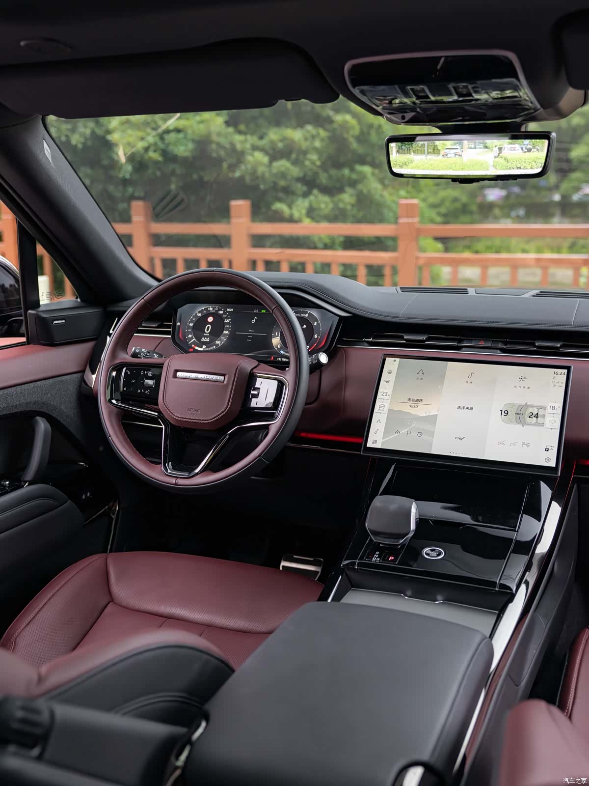 Land Rover Range Rover, 2025 12