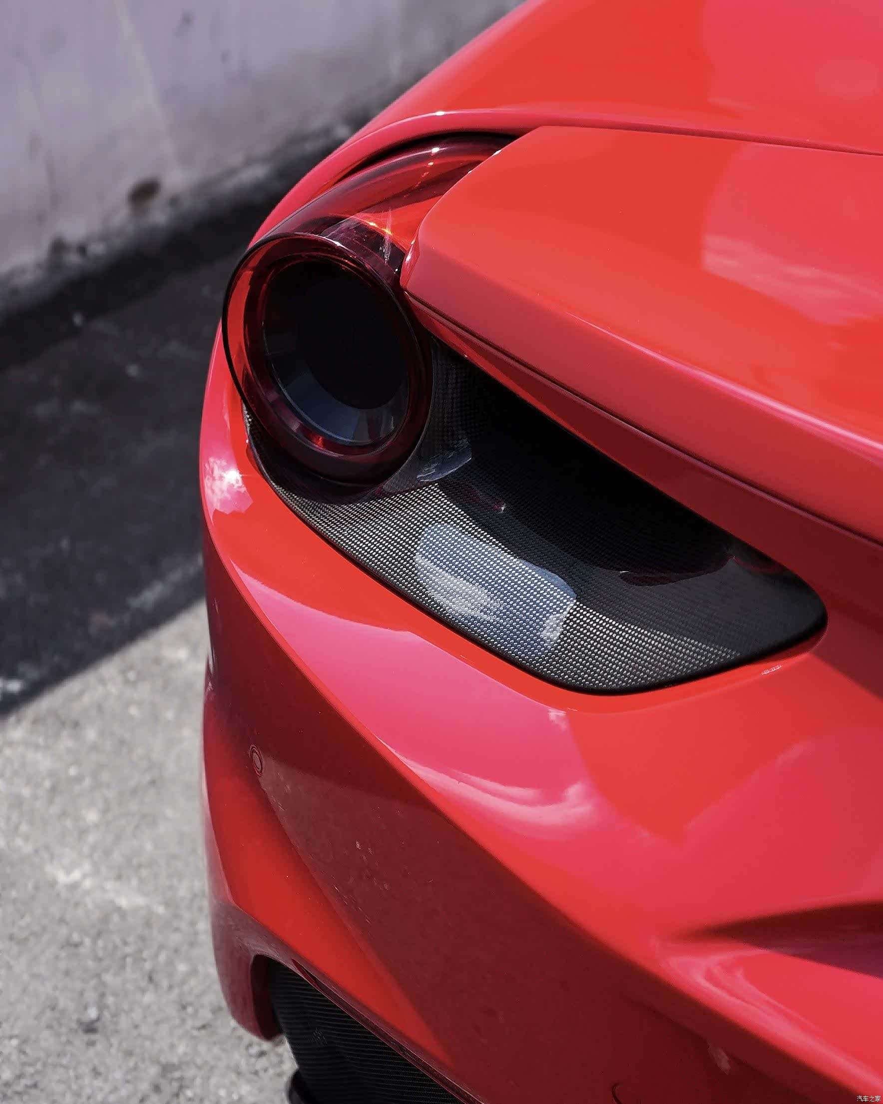 Ferrari 488, 2019 12