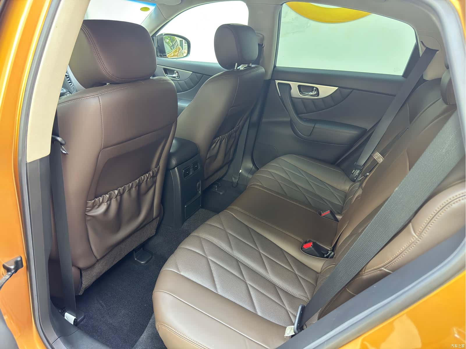 Infiniti FX37, 2013 16