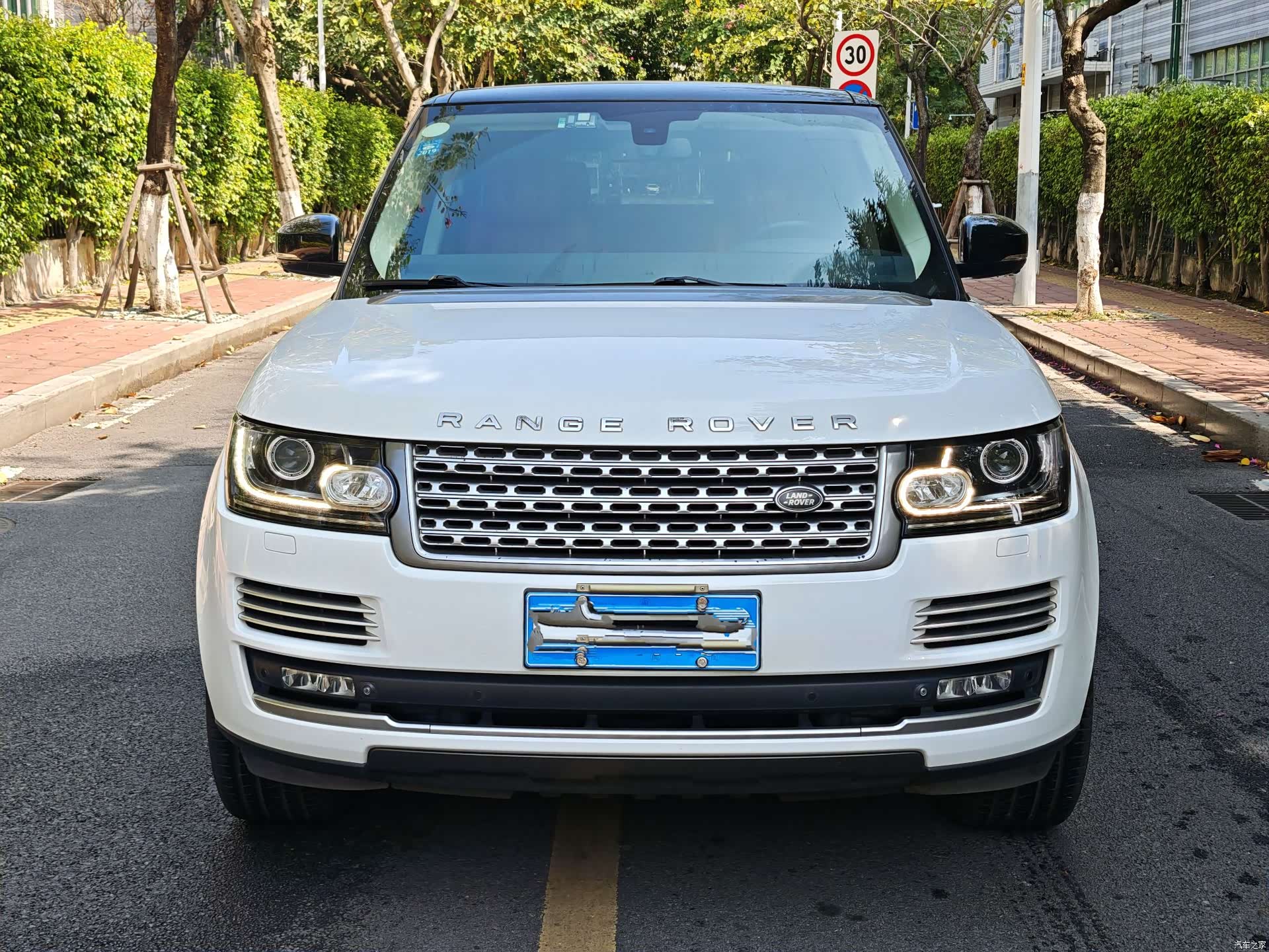 Land Rover Range Rover, 2015 3