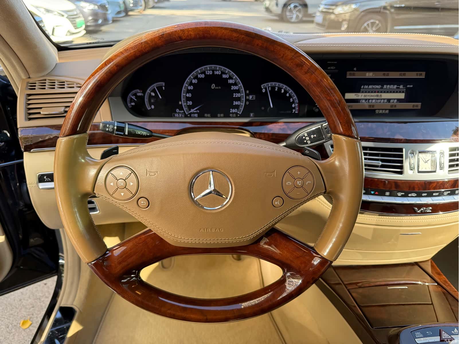 Mercedes-Benz S-Class, 2011 28