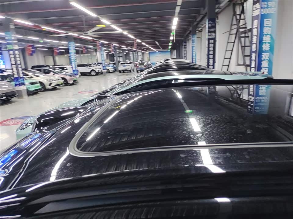 NIO ES6