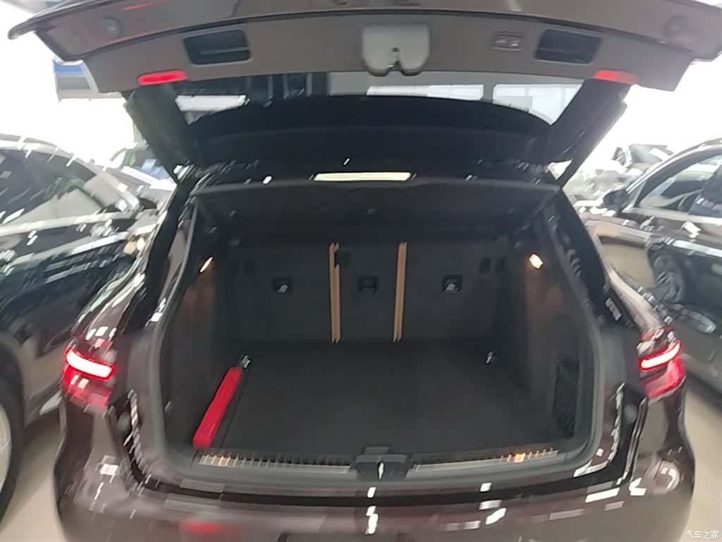Porsche Macan, 2018 19