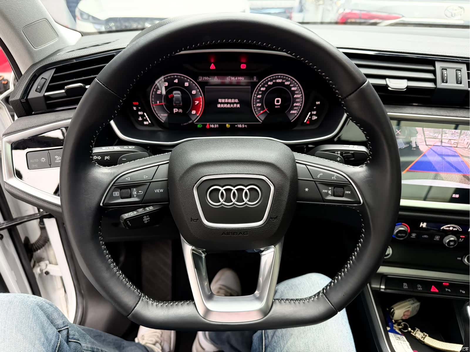 Audi Q3, 2022 18