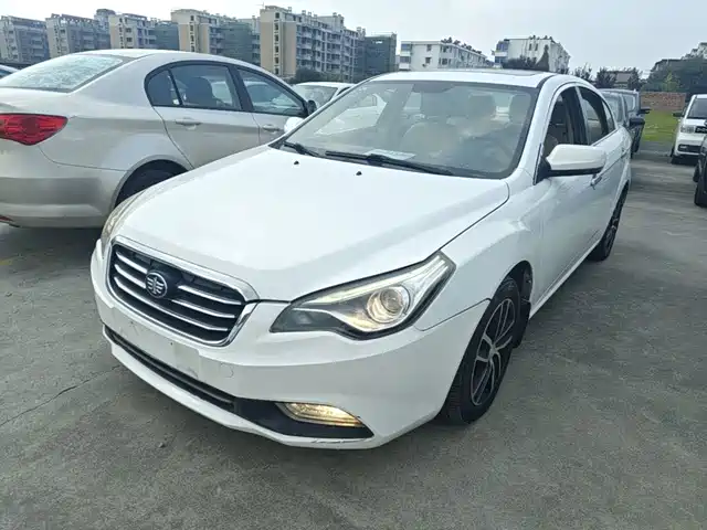 Bestune B50 2015 — купить из Китая под заказ
