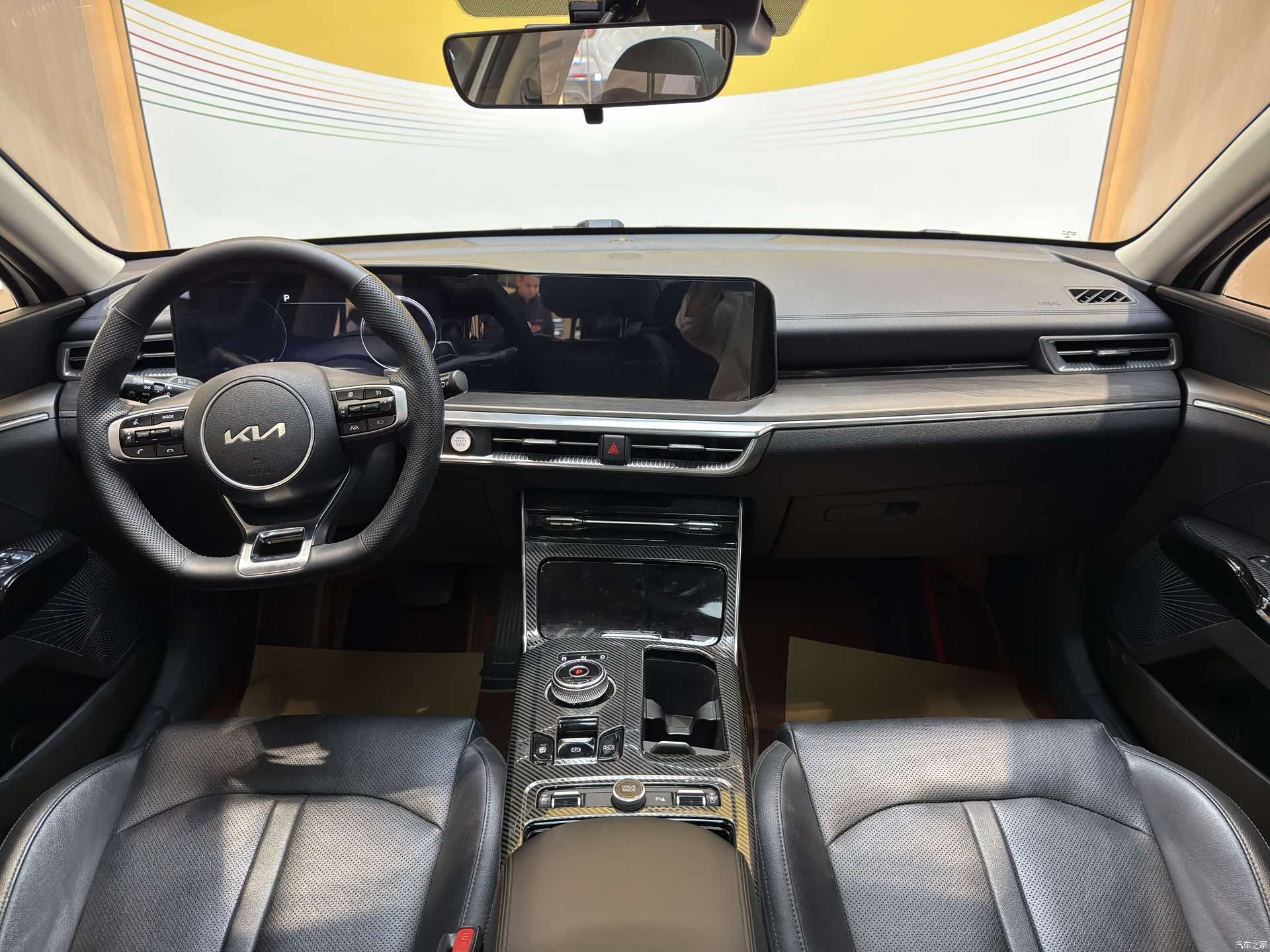 Kia K5, 2023 11
