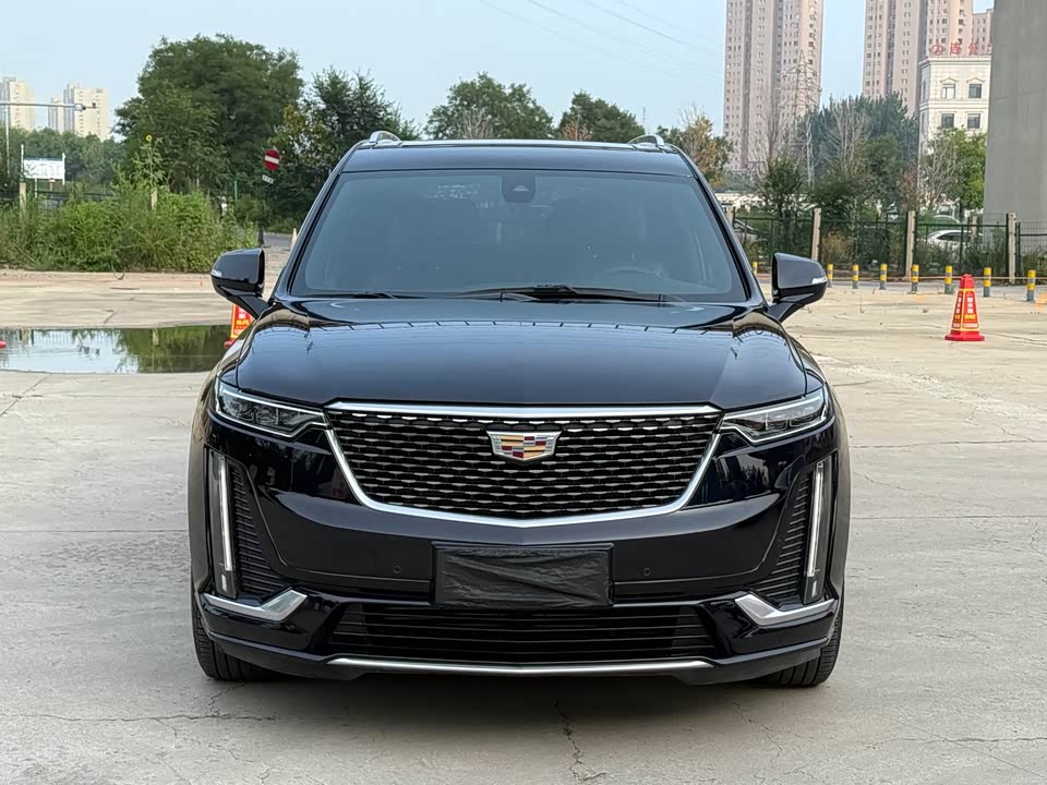 Cadillac XT6