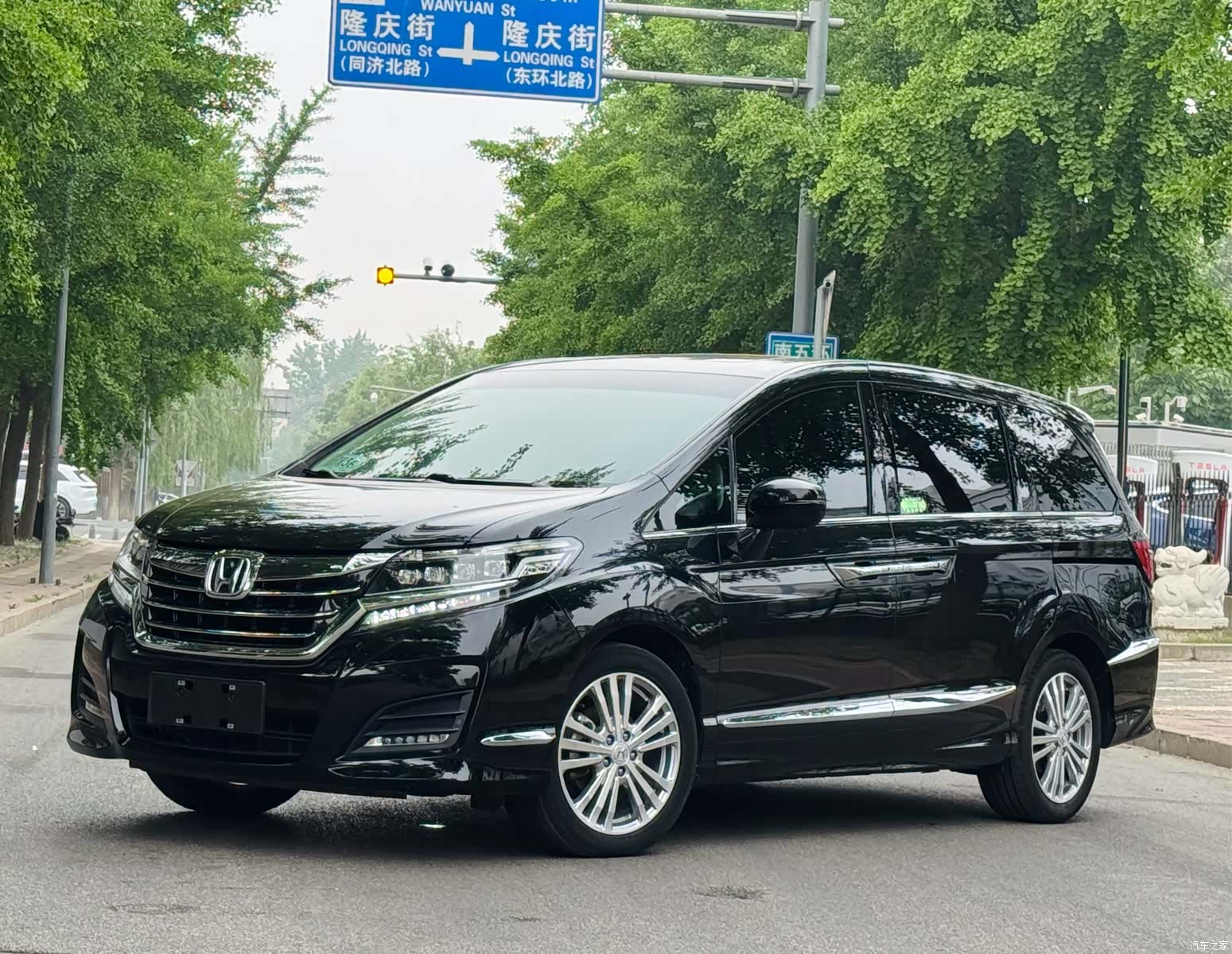 Honda Elysion, 2017 1