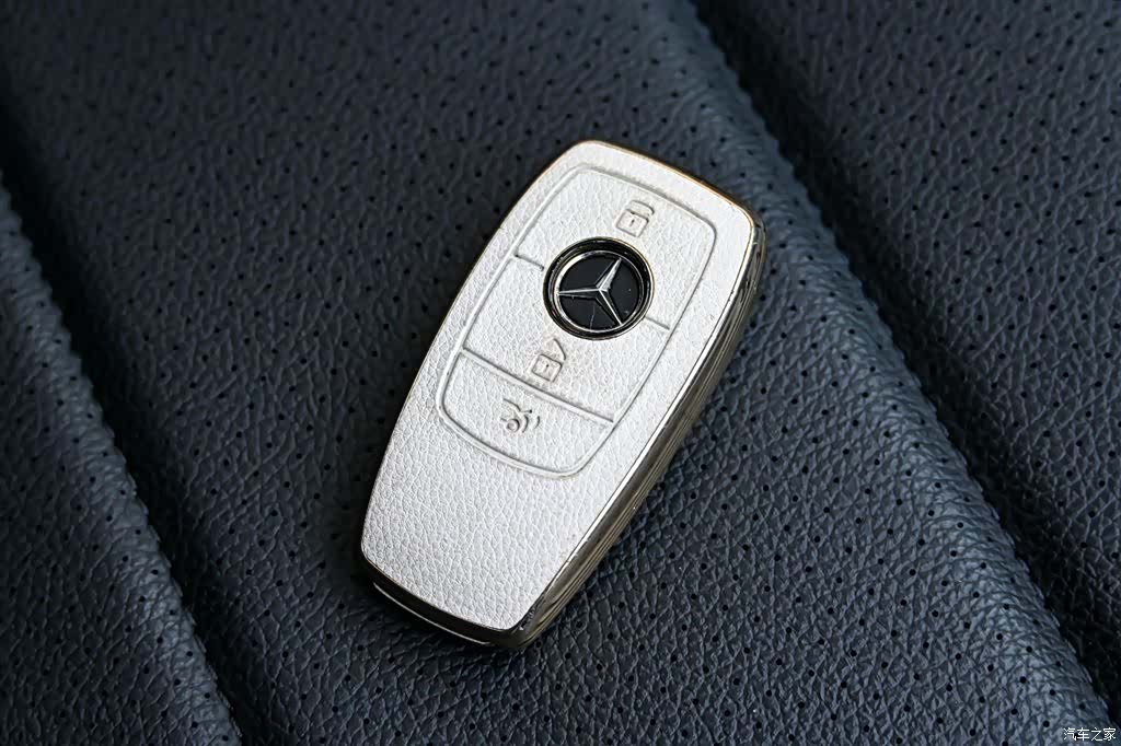 Mercedes-Benz GLE, 2023 39