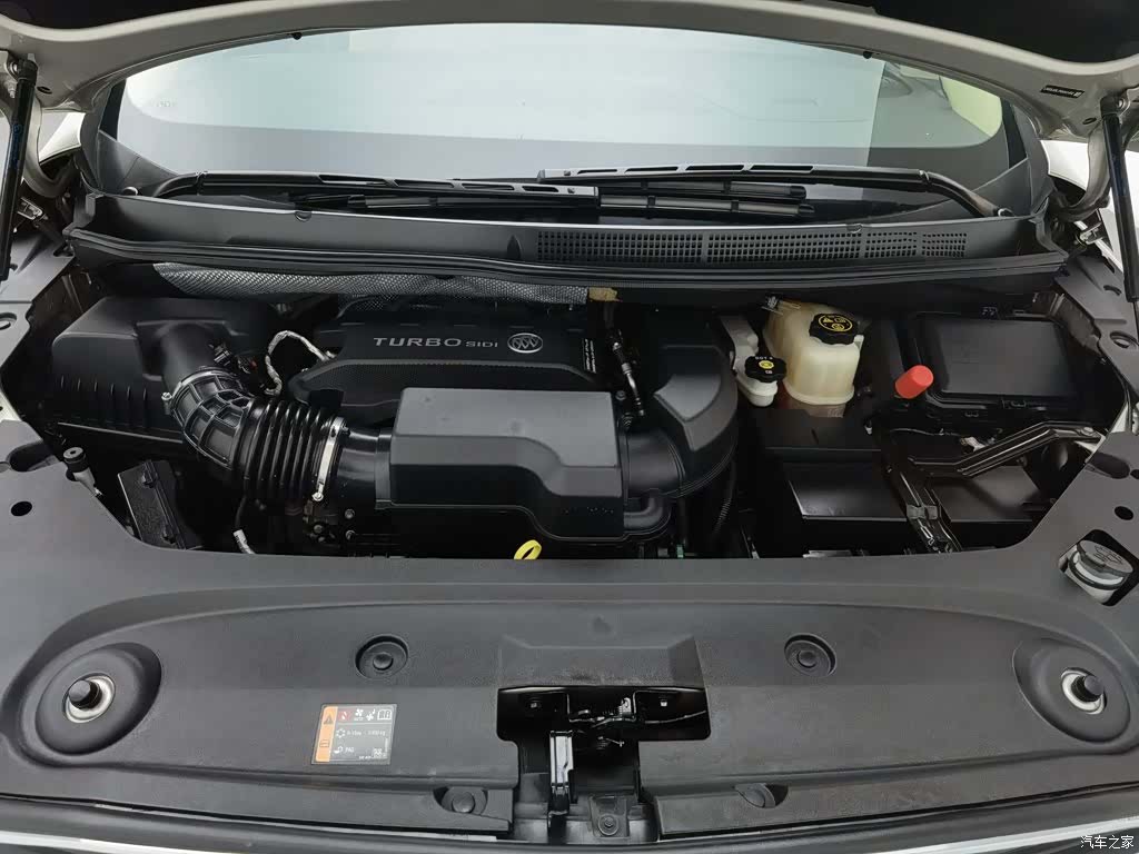Buick GL8, 2022 6