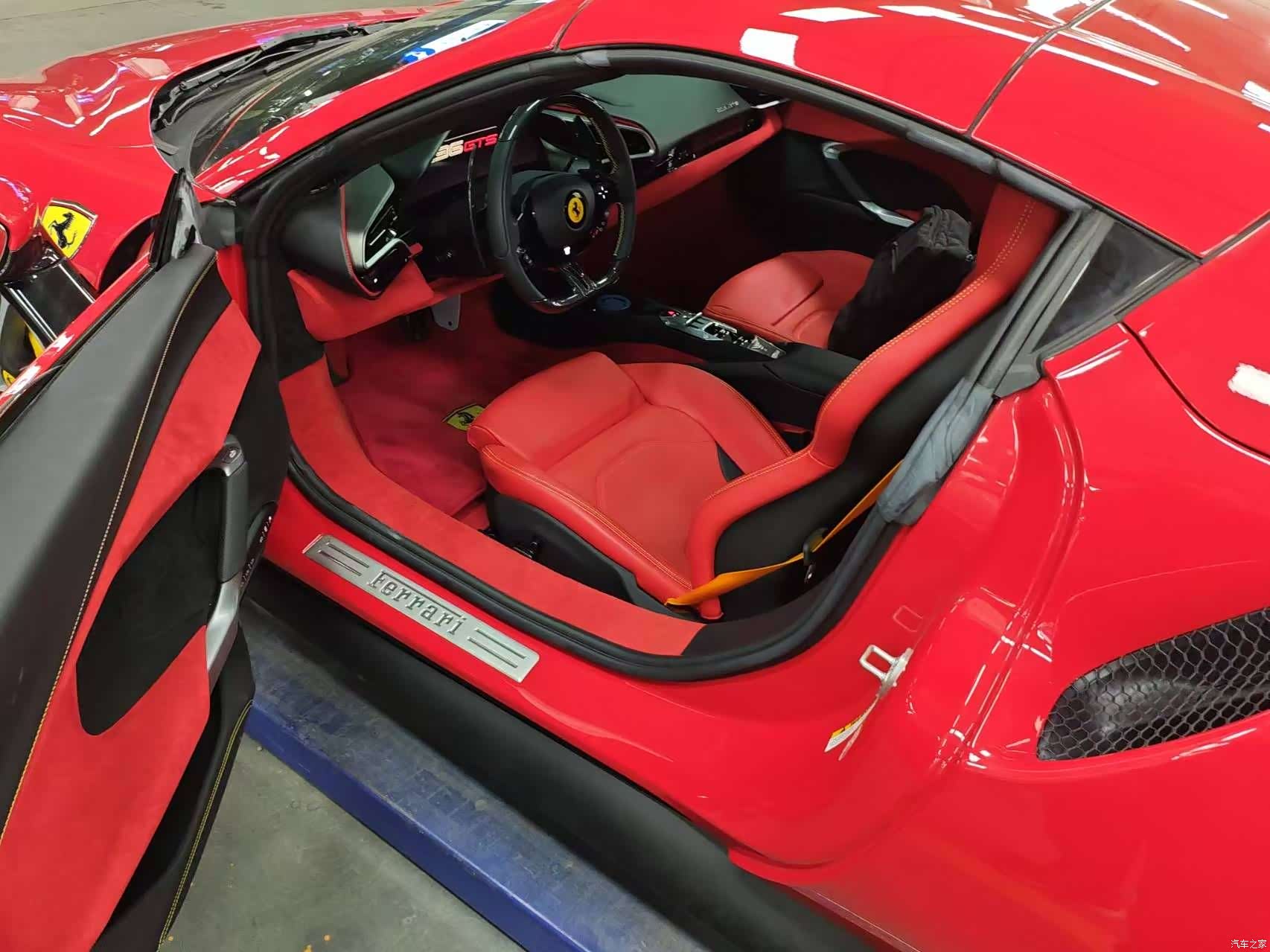 Ferrari 296, 2025 4