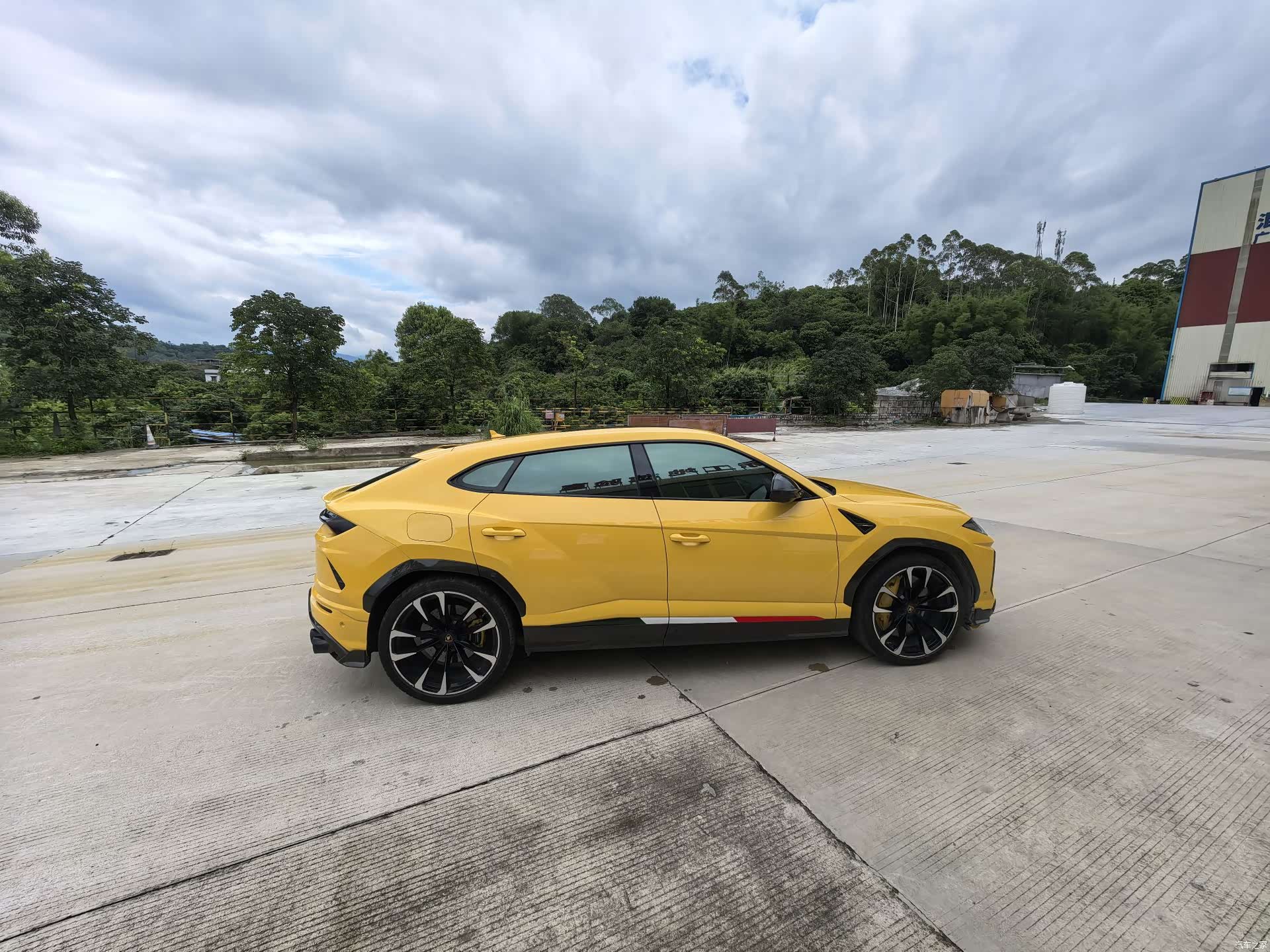 Lamborghini Urus, 2019 8