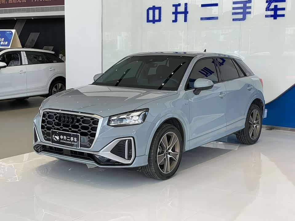 Audi Q2L