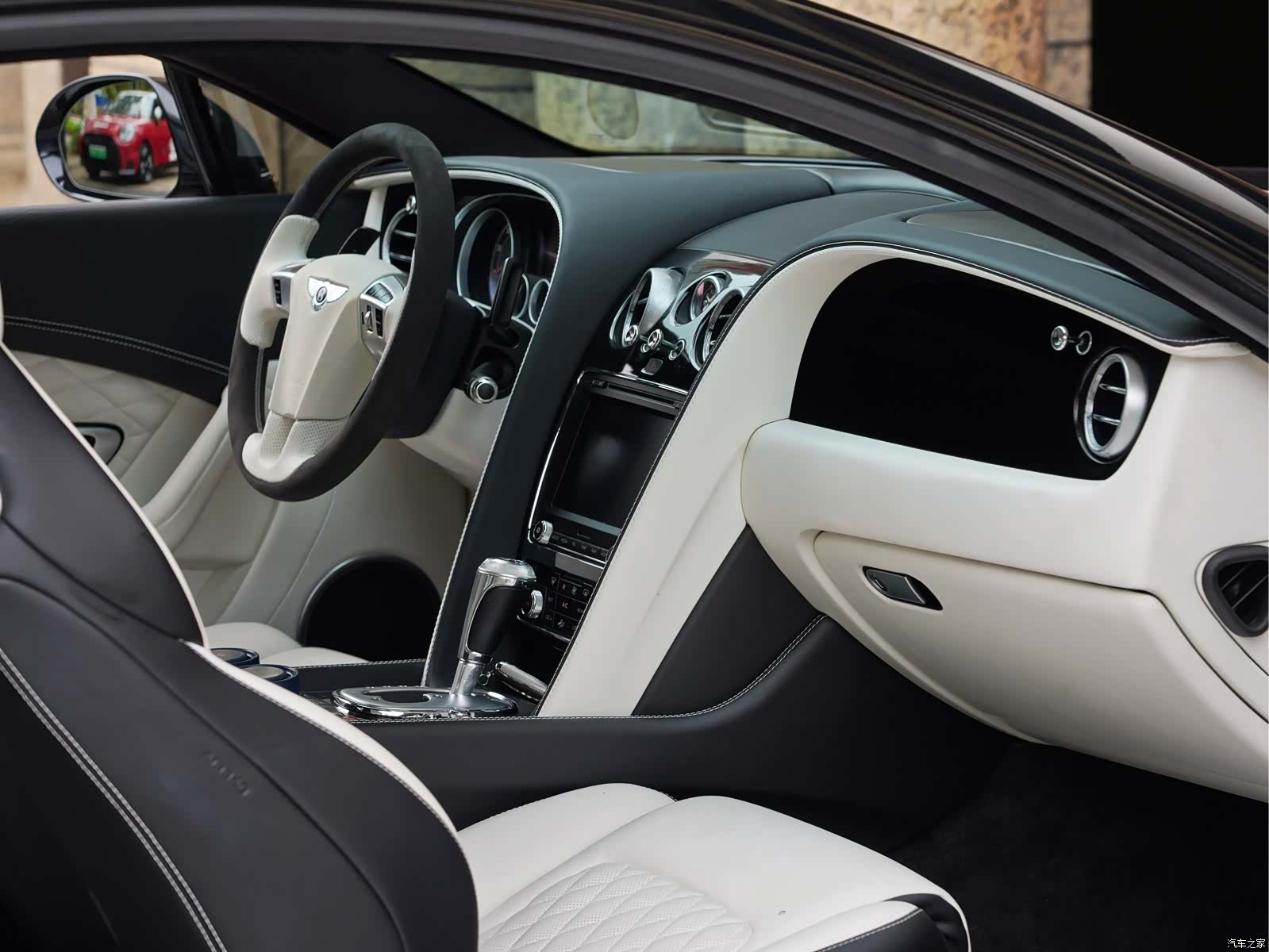 Bentley Continental GT, 2013 19