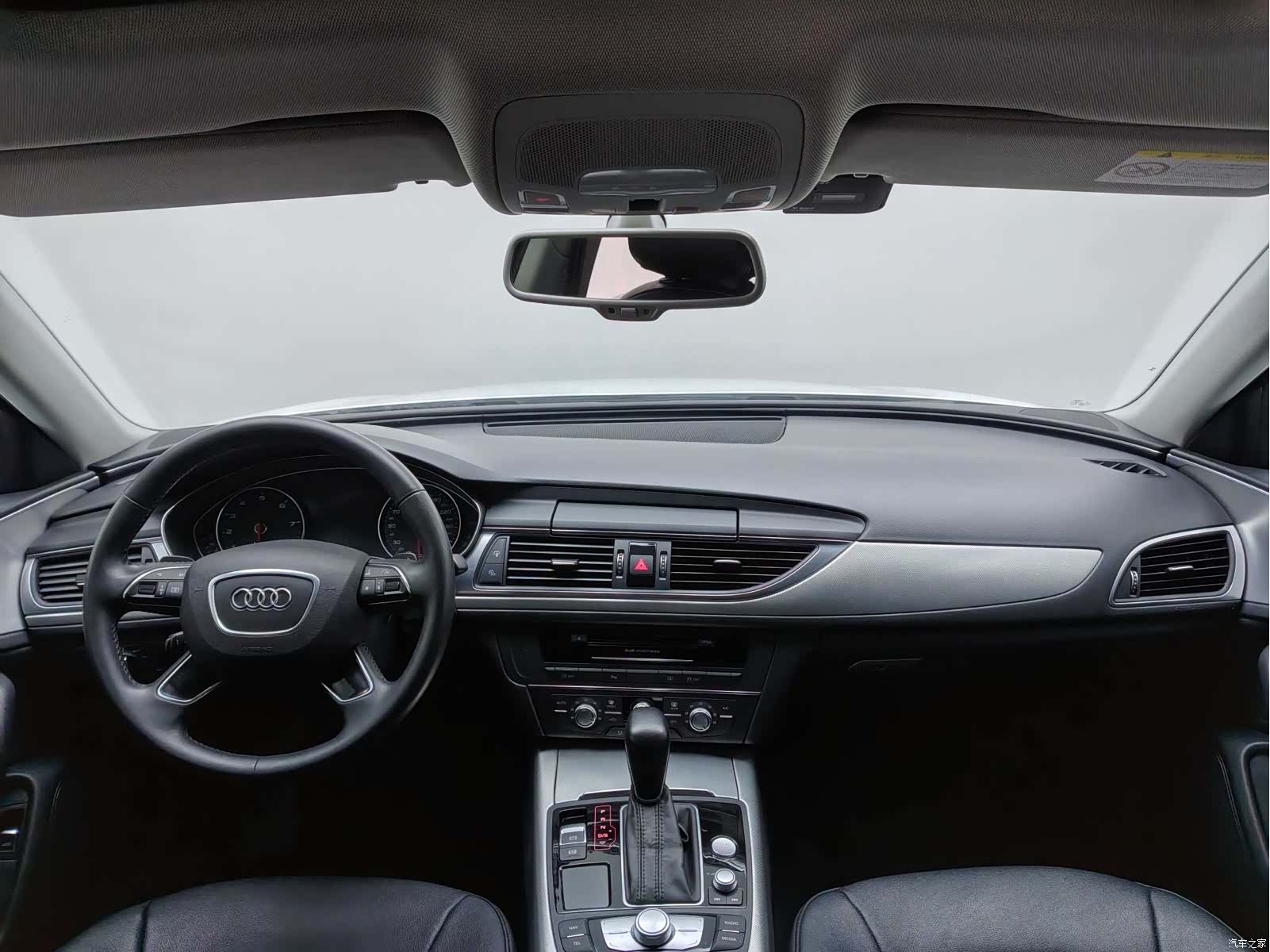 Audi A6L, 2016 10