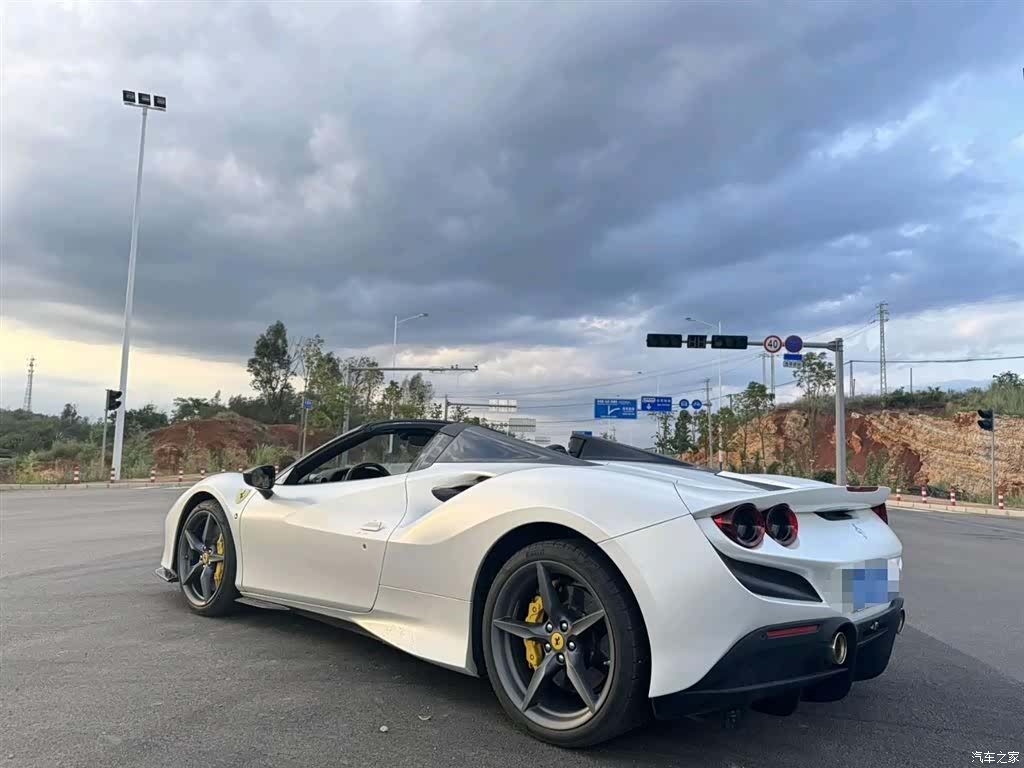 Ferrari F8, 2023 все фото