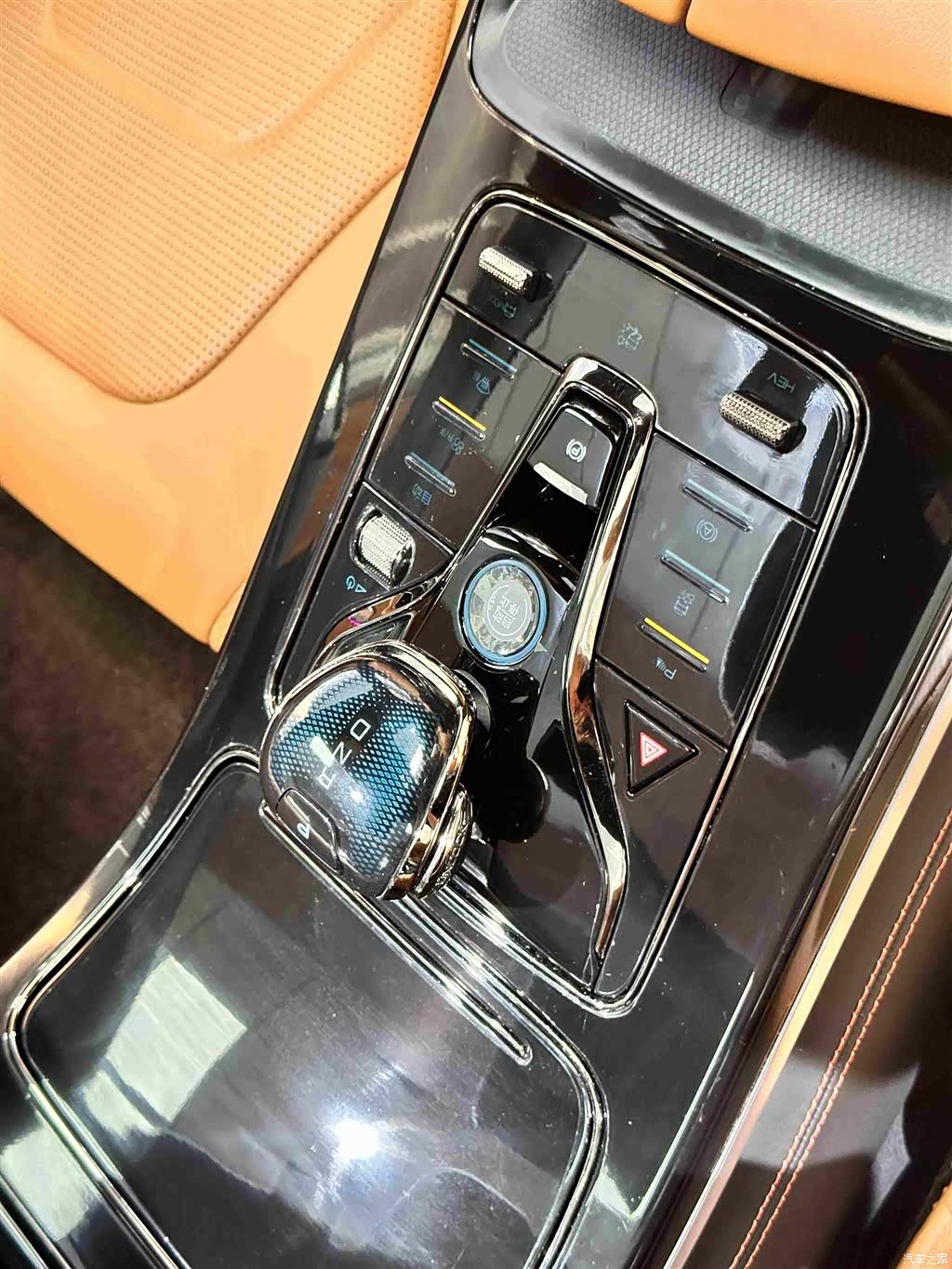 BYD Han, 2023 14