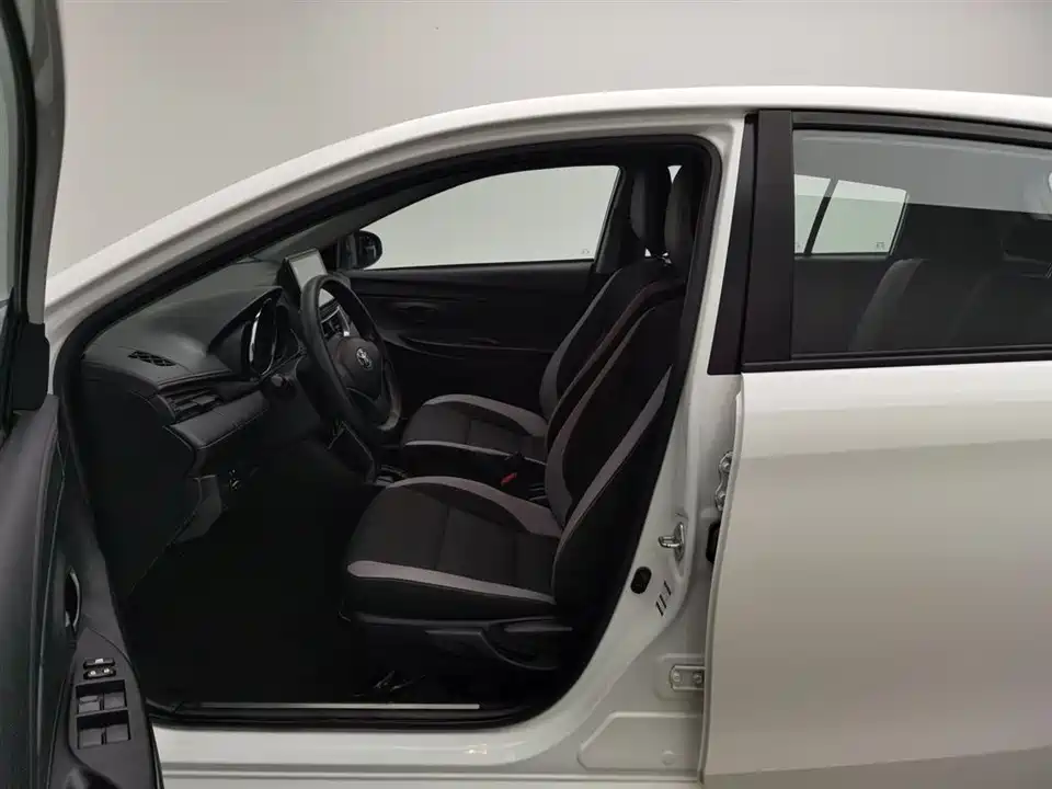 Toyota YARiS L Zhixuan