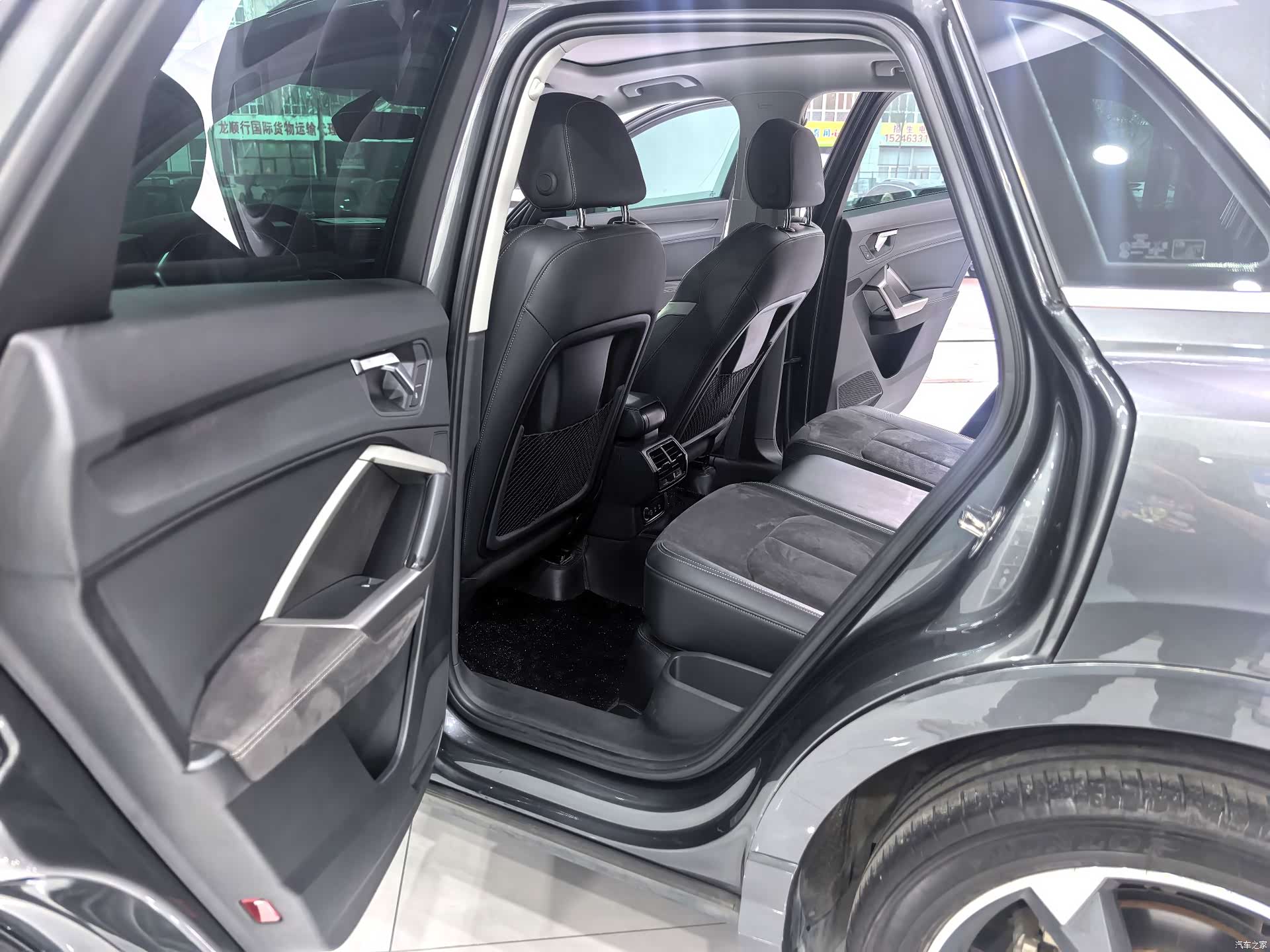 Audi Q3, 2023 8